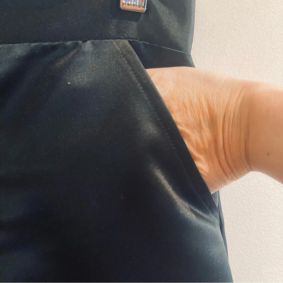 THE RAGGED PRIEST Sz L Satin Attached  Chain Cargo Pockets Exposed Zipper Pants - Picture 4 of 10